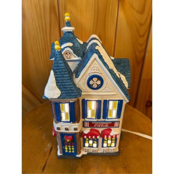 Vtg 1994 Christmas Village Coca Cola Town Square Strand Movie Theater (8618) - Picture 2 of 7